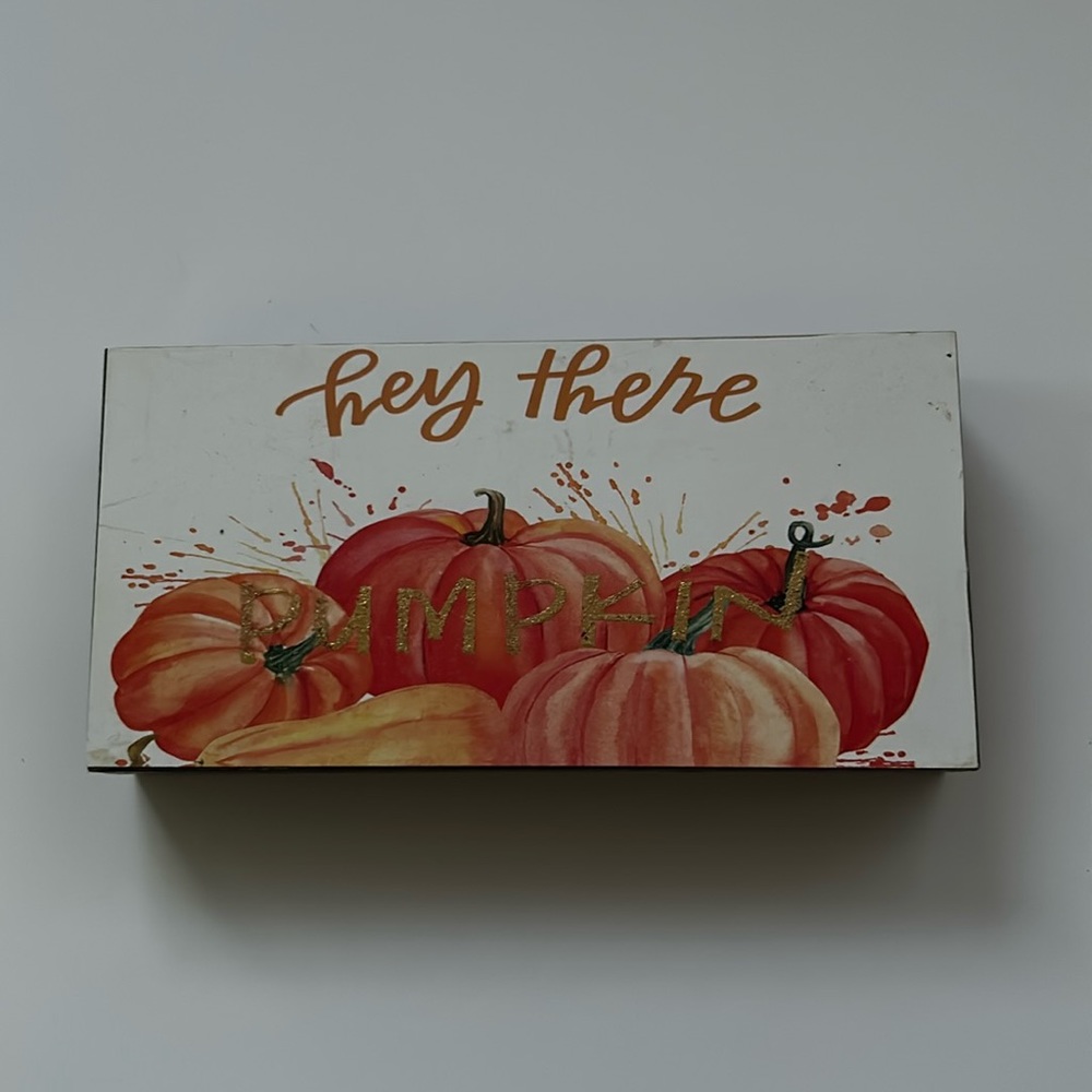 Pumpkin wooden sign decor